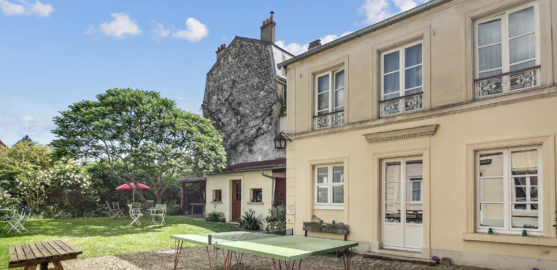 Maison située à Croissy Sur Seine en hyper centre de 150 m² au sol à 15 mn du RER